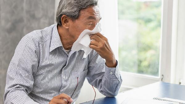 洗头用白醋仍是陈醋